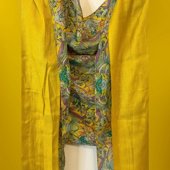 Reversible Silk Scarf from Spain. Floral Yellow  Print. - Picture 3 of 6